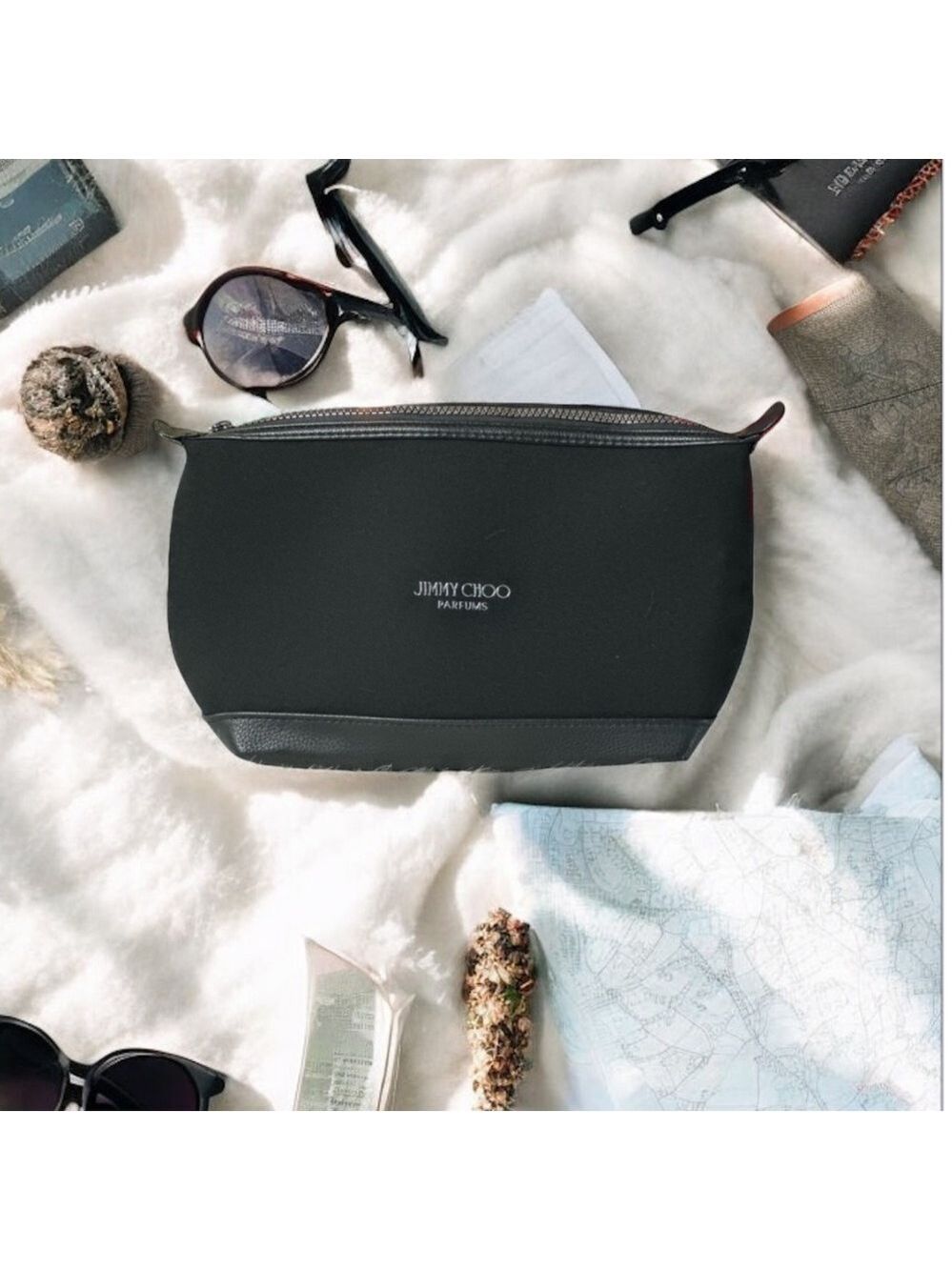 JIMMY CHOO BEAUTY BLACK SCUBA PERFUME MAKEUP HYGIENE BAG ZIP CLOSURE SIDE SNAP